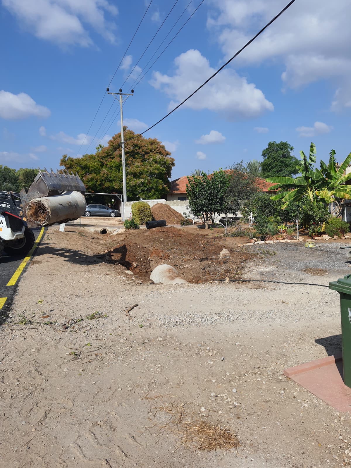 הכנת תשתית לחנייה לחצר פרטית